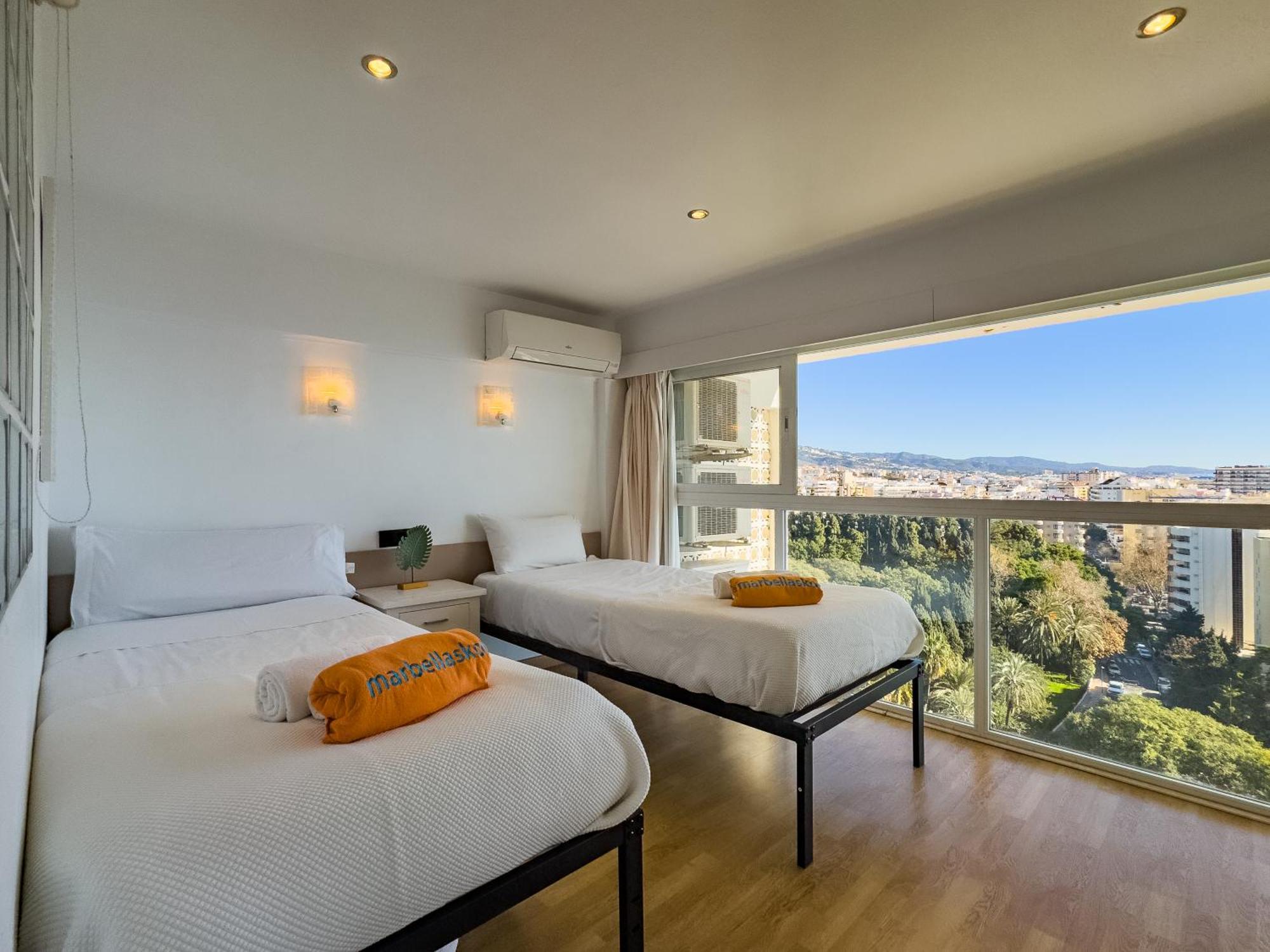 Skol 919a Sea Views 2 Bedrooms Duplex Marbella